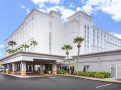 Holiday Inn & Suites Across From Universal Orlando