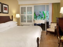 Pier House Resort & Caribbean Spa